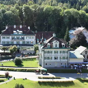 Lisl Schwangau
